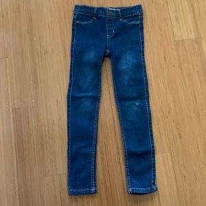 Blue skinny jeans. Size 6.